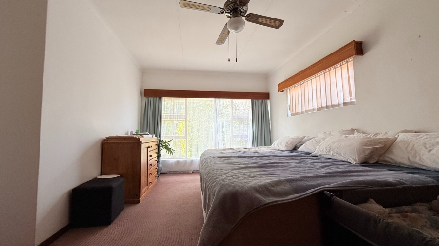 To Let 3 Bedroom Property for Rent in Heiderand Western Cape